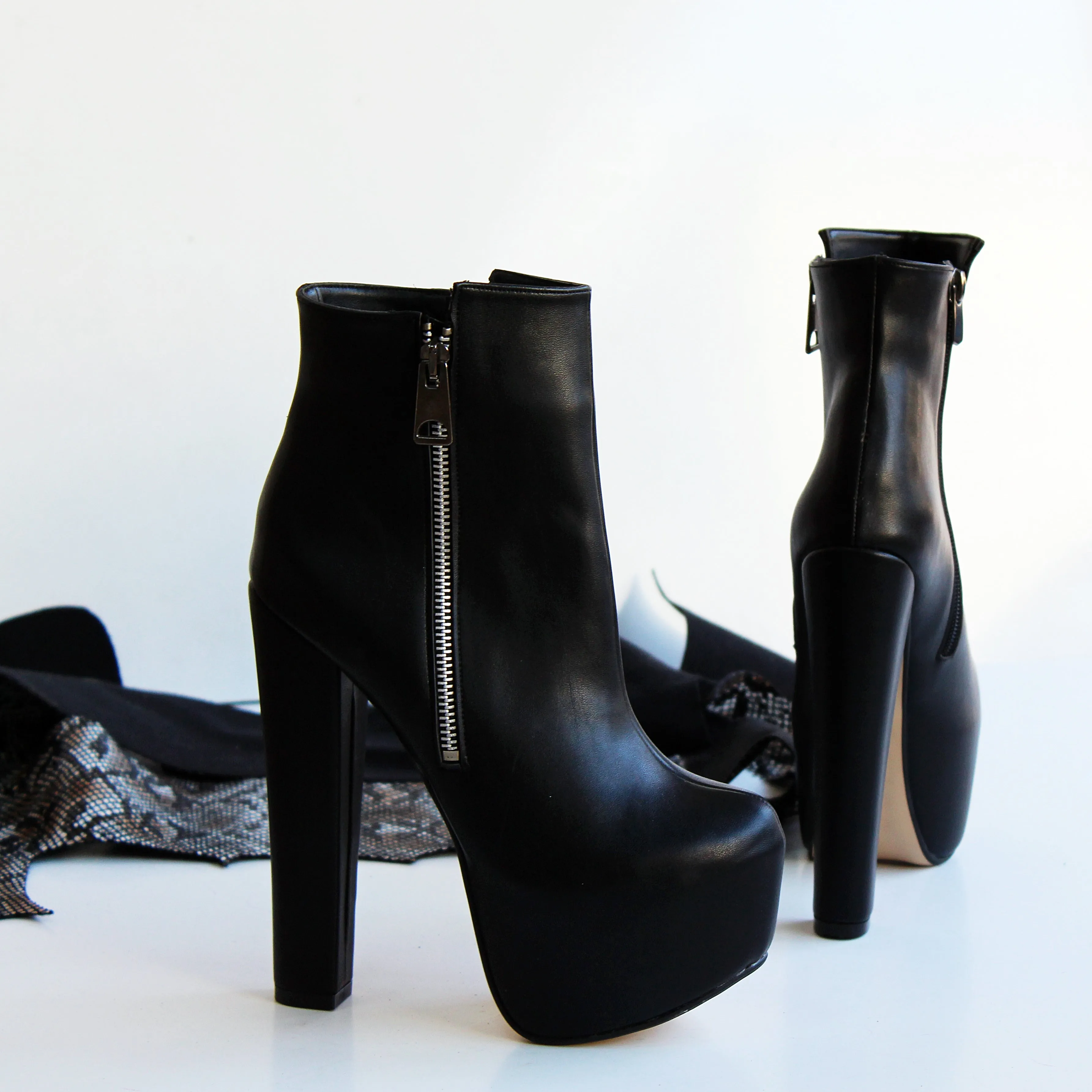 Black Zipper Detail PLatform Ankle Boots